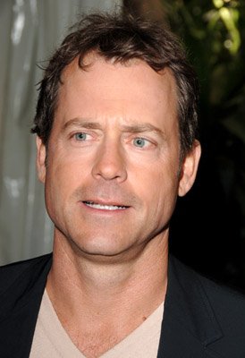 Greg Kinnear photo