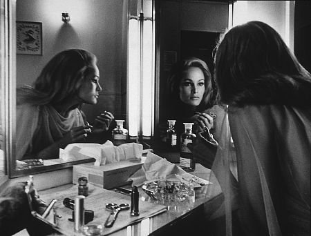 Ursula Andress photo