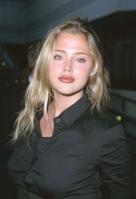 Estella Warren photo