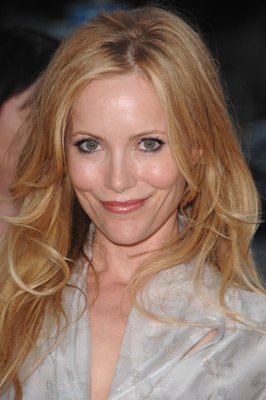 Leslie Mann photo