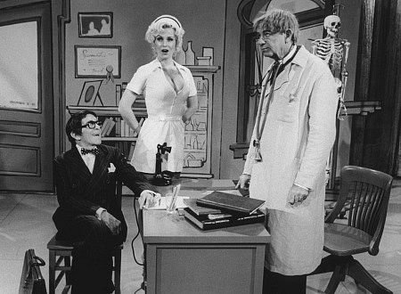 Walter Matthau photo