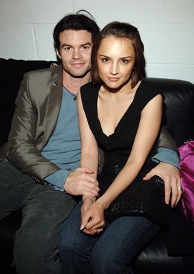 Daniel Gillies photo