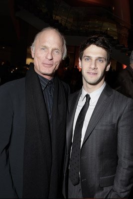 Justin Bartha photo