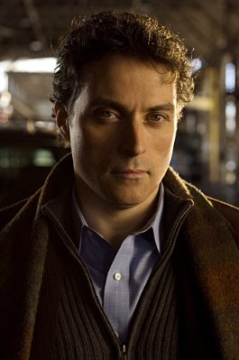 Rufus Sewell photo