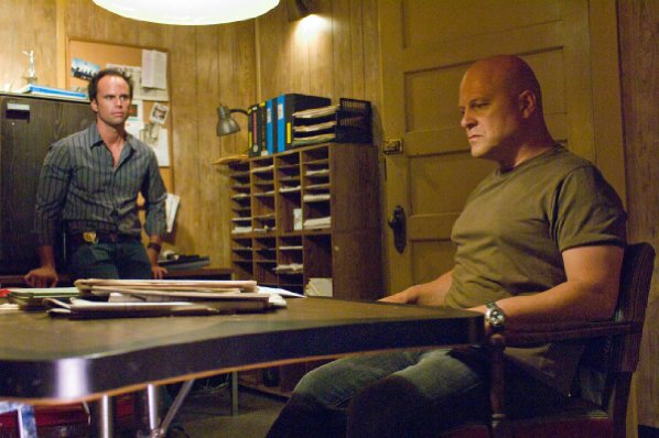 Michael Chiklis photo