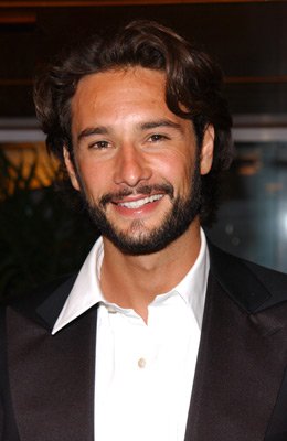 Rodrigo Santoro photo