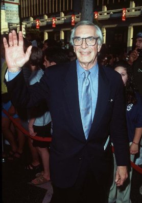 Martin Landau photo