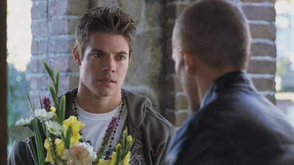 Josh Henderson photo