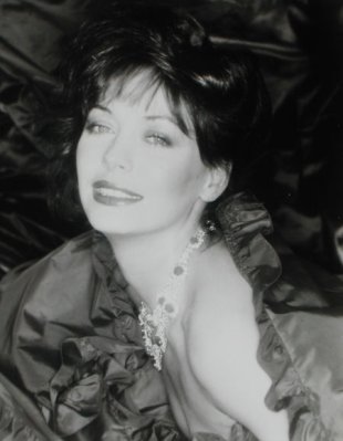 Lesley-Anne Down photo