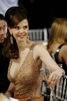 Kiersten Warren photo