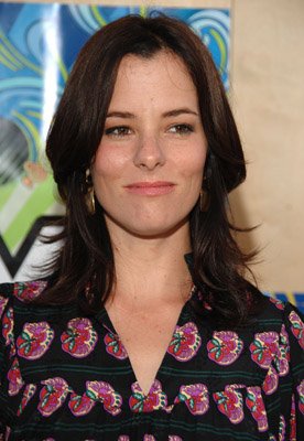 Parker Posey photo