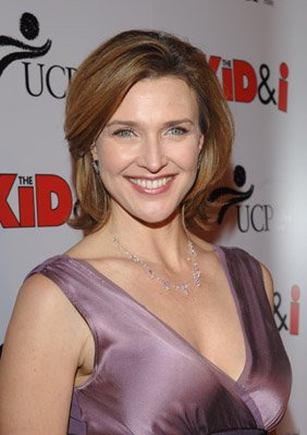 Brenda Strong photo