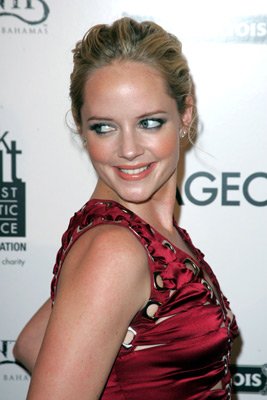 Marley Shelton photo