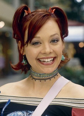 Alexandra Holden photo