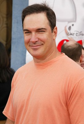 Patrick Warburton photo