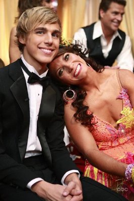 Cody Linley photo