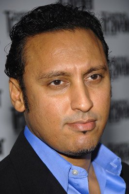 Aasif Mandvi photo