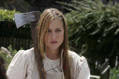 Leelee Sobieski photo