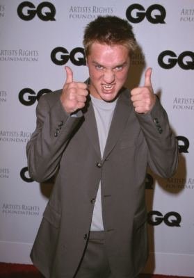 Devon Sawa photo