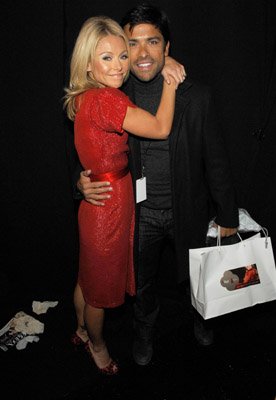 Mark Consuelos photo