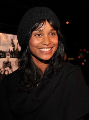 Joy Bryant photo