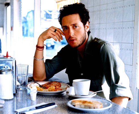 Paulo Costanzo photo