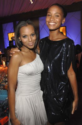 Joy Bryant photo