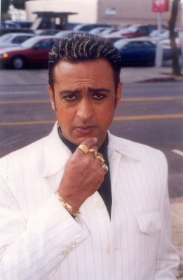 Gulshan Grover photo