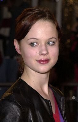 Thora Birch photo
