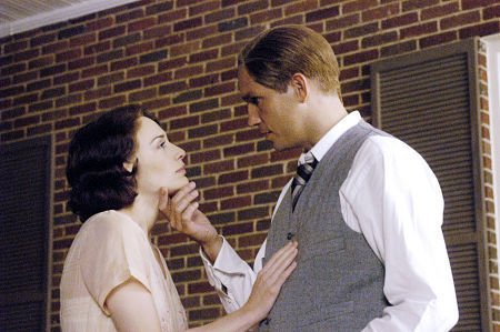 Claire Forlani photo