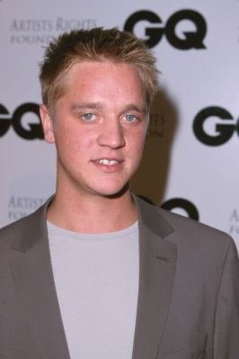 Devon Sawa photo