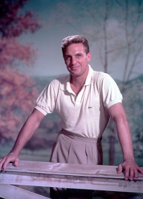 Robert Stack photo