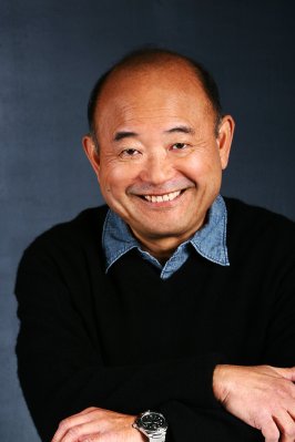 Clyde Kusatsu photo
