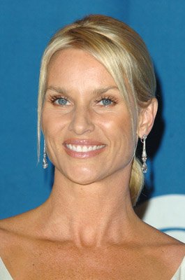 Nicollette Sheridan photo