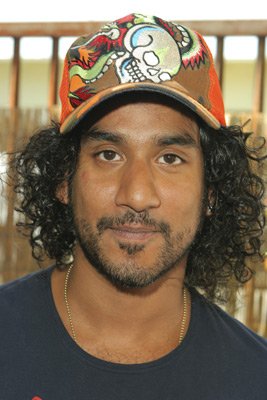 Naveen Andrews photo