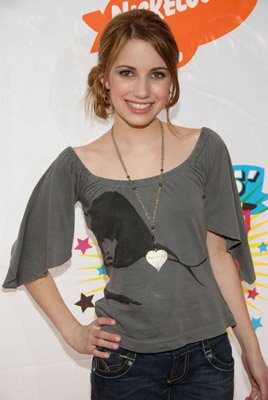 Emma Roberts photo