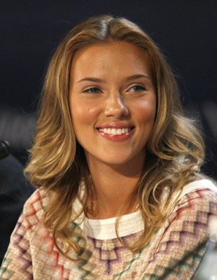 Scarlett Johansson photo