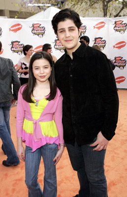Miranda Cosgrove photo