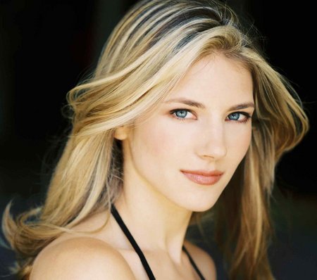 Katheryn Winnick photo