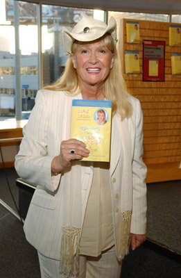 Diane Ladd photo