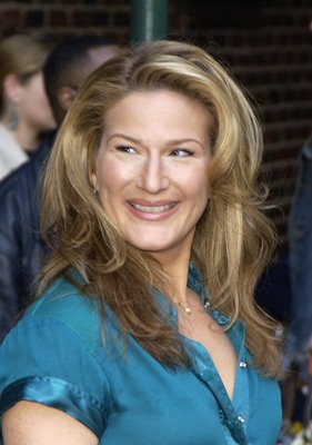 Ana Gasteyer photo