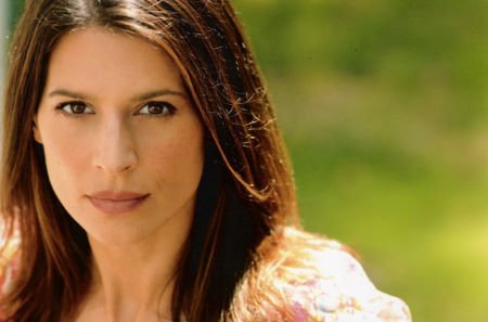 Perrey Reeves photo