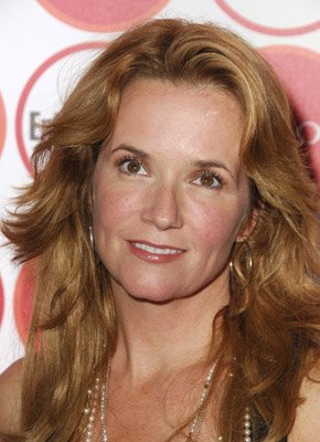 Lea Thompson photo