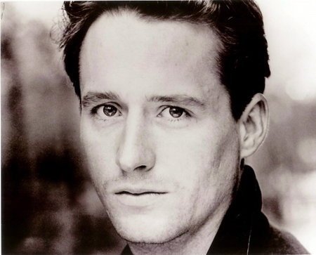 Linus Roache photo