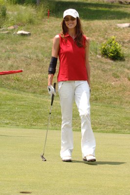 Shannon Elizabeth photo