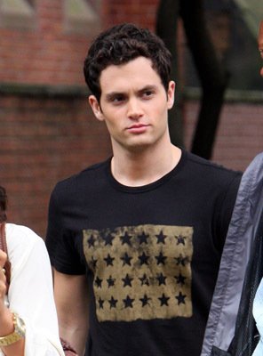 Penn Badgley photo
