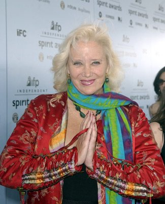 Sally Kirkland photo