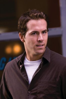 Ryan Reynolds photo