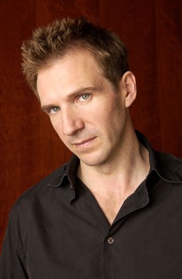 Ralph Fiennes photo