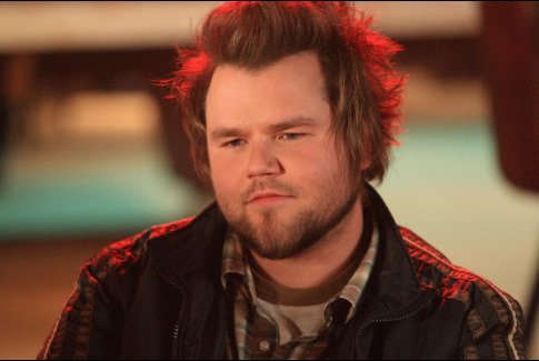 Tyler Labine photo